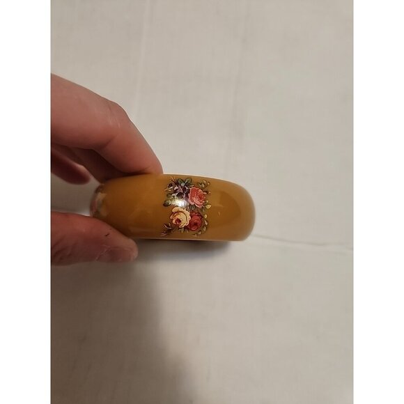 Collectible Bangle Bracelet Lt Brown Painted Flowers 3/4" W x 2 5/8" Across - Picture 5 of 6